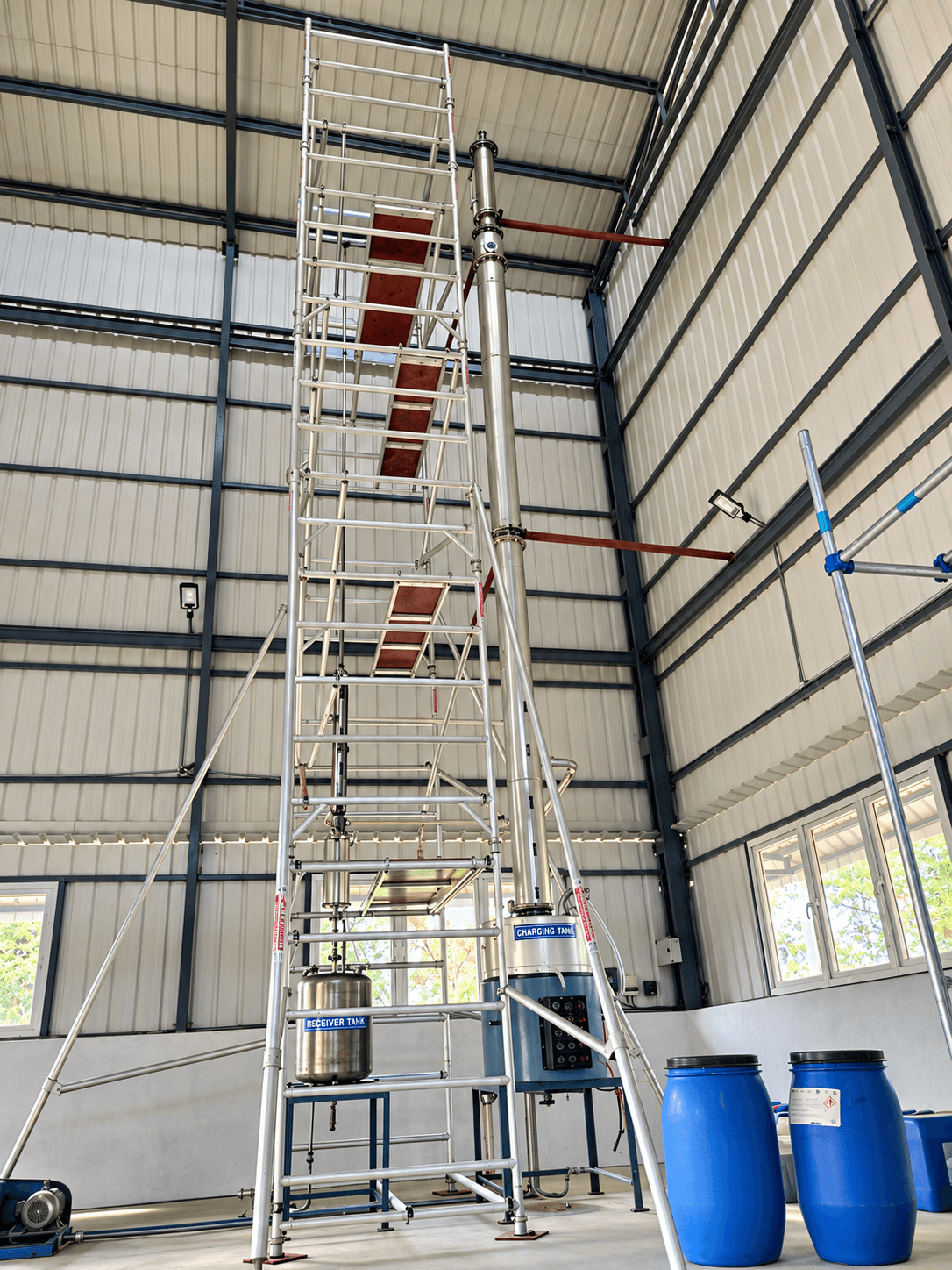 High-Vacuum Fractional Distillation Column